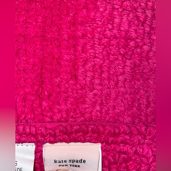 🎉HP🎉New! Kate Spade Cotton Dot Accent Rug in Hot Pink/White💕🤍21”x34” - Picture 6 of 11